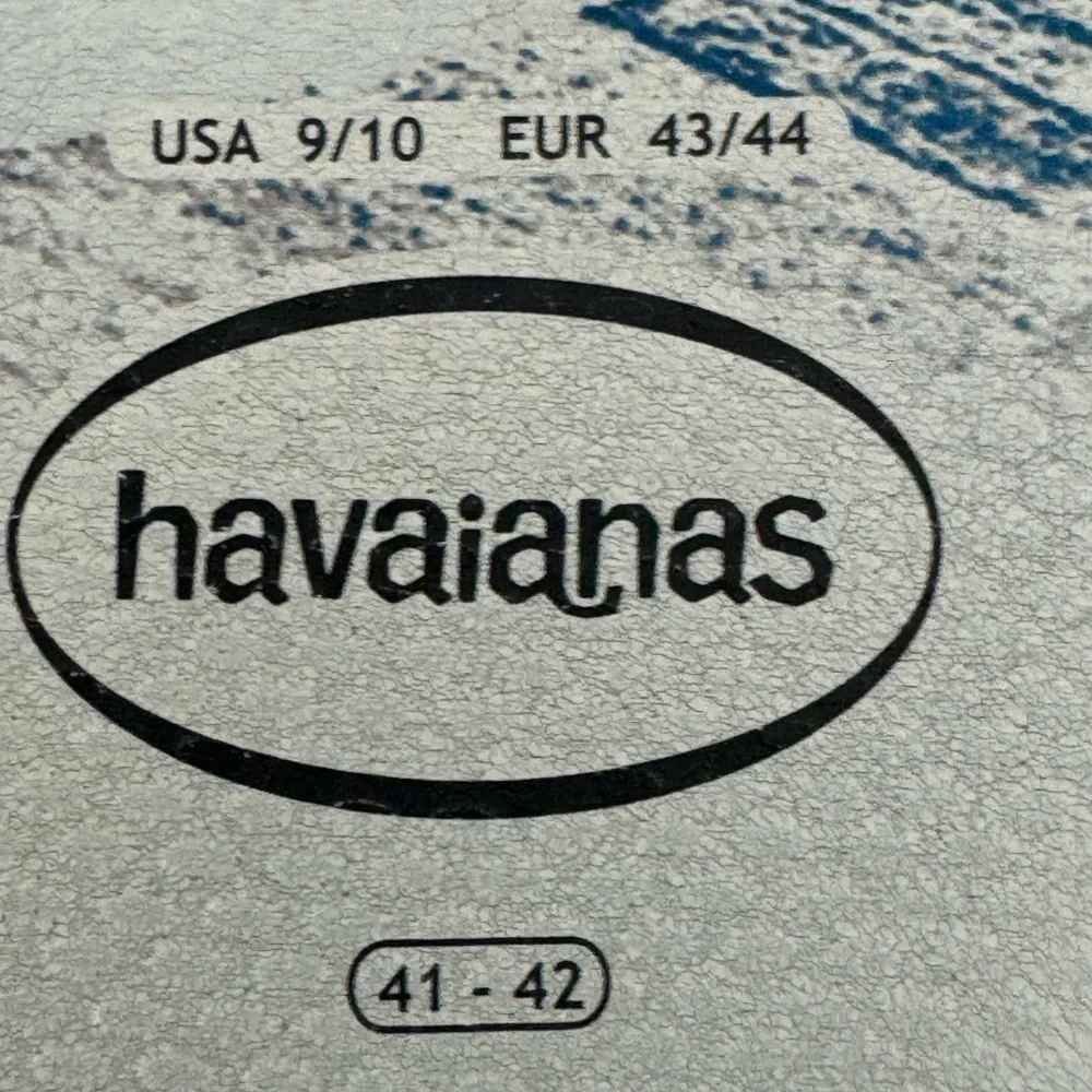 Havaianas gently used
